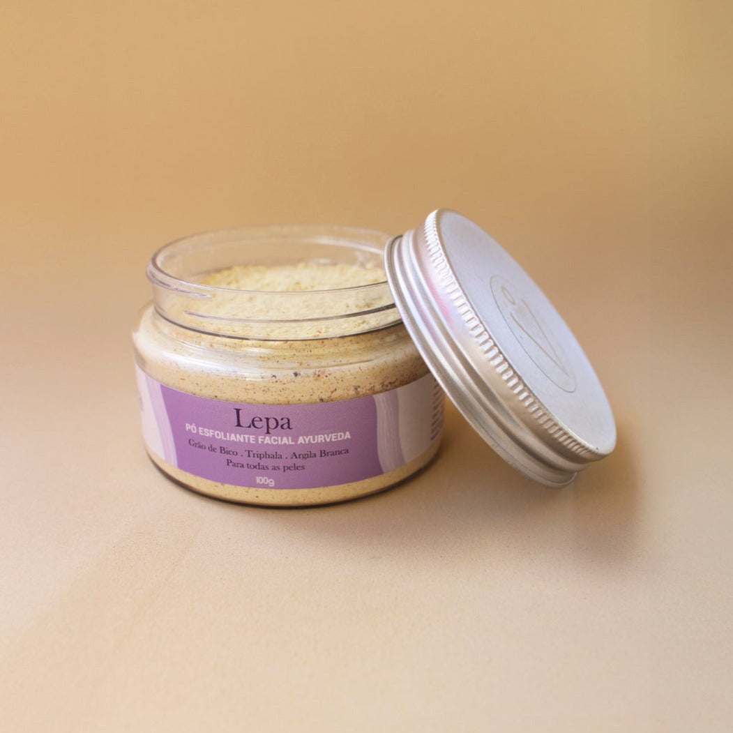 Pote de esfoliante para o rosto